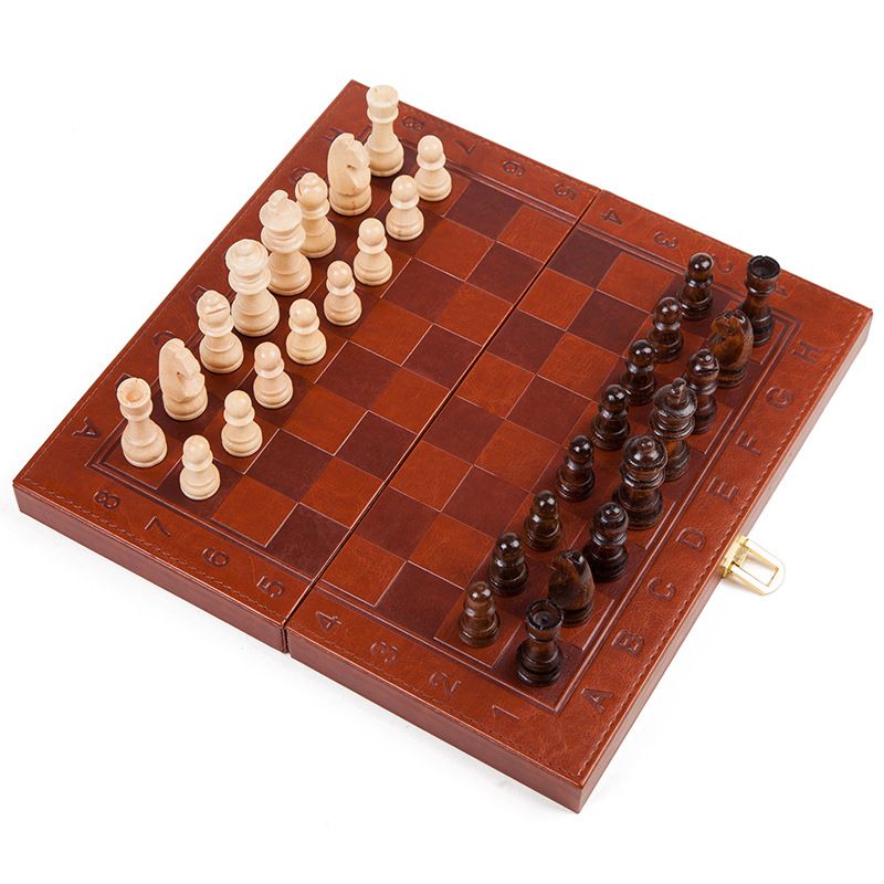 Jeu d'Échecs Élégance avec Pièces en Bois Brûlé | Les Échiquiers du Roi