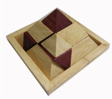 Casse tête double pyramide en bois - Solution eCommerce PEEL
