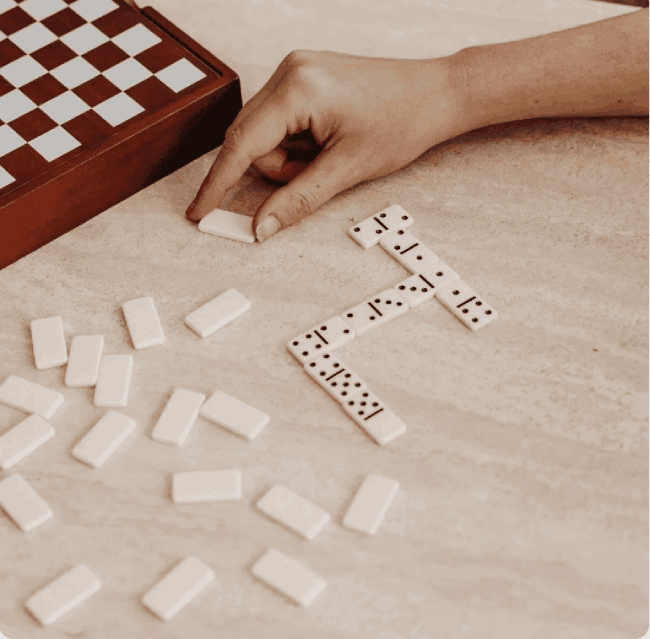 6-in-1-Multispiel-Set aus Holz