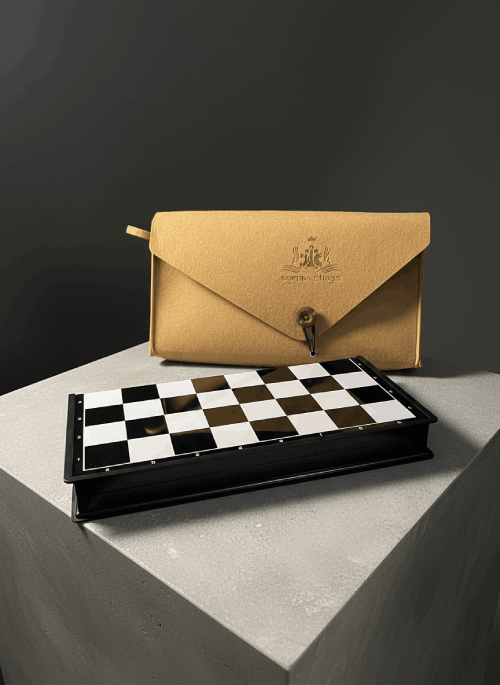 Jeu d'échecs de voyage (pochette feutrine)