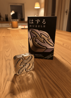 Knobelspiele <br> Rätsel