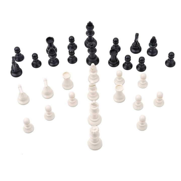 Pièces d'échecs Staunton Plastique